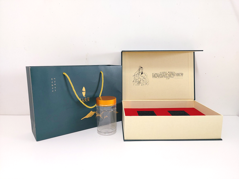 成都礼盒厂材料篇——触感光滑的铜版纸 成都礼盒厂材料篇——触感光滑的铜版纸