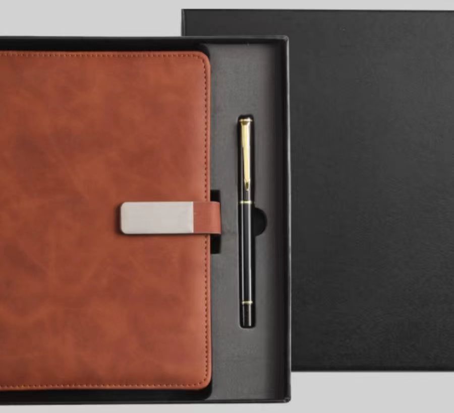 成都印刷厂：笔记本印刷定做打造独特的个性视觉（一）