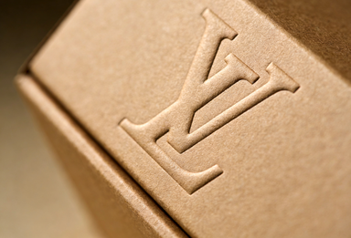 成都包装盒定制厂家:包装盒印刷工艺怎么选?烫金、UV、击凸效果对比(三) 成都包装盒定制厂家:包装盒印刷工艺怎么选?烫金、UV、击凸效果对比(三)